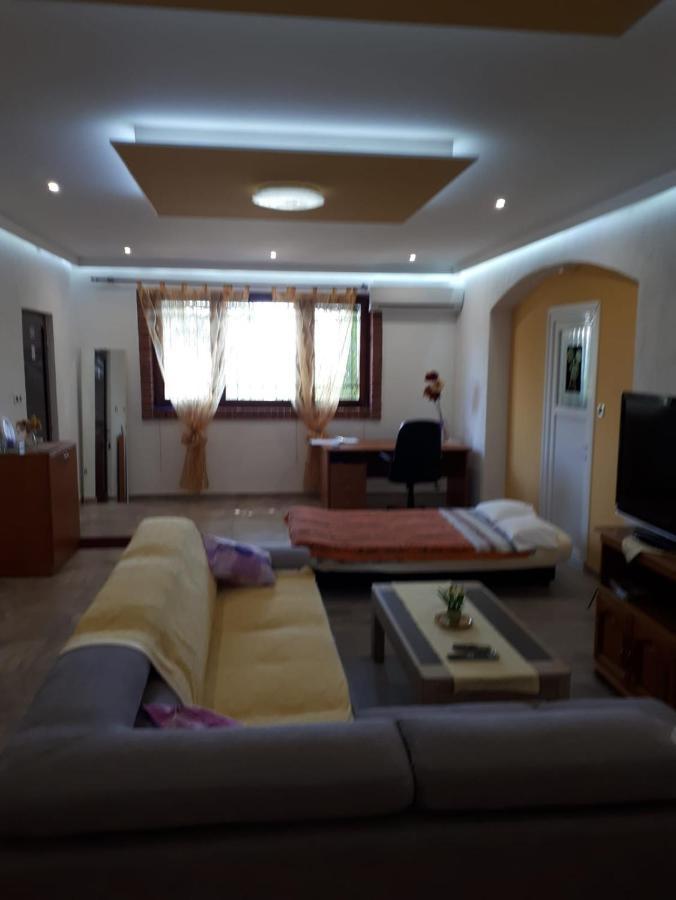 Apartman Rosemary Риека Экстерьер фото